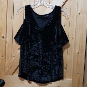 ana cold shoulder velvet blouse